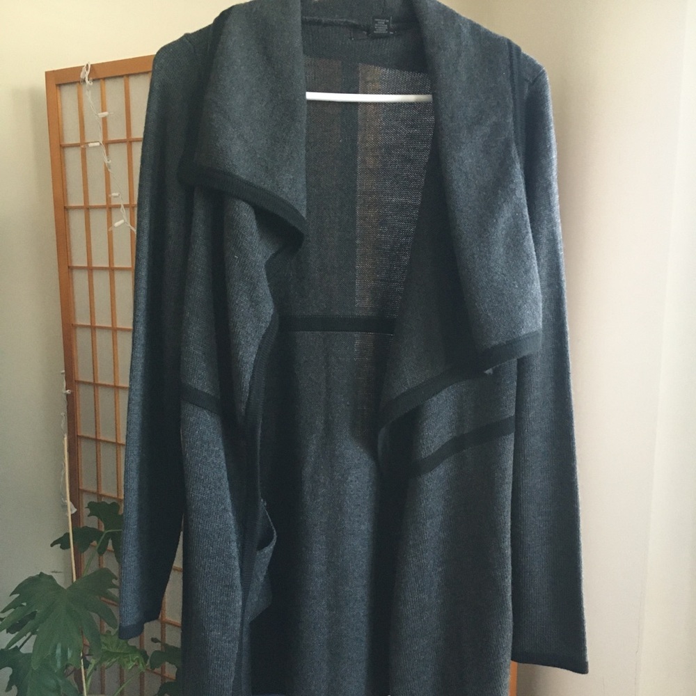 Mid length sweater